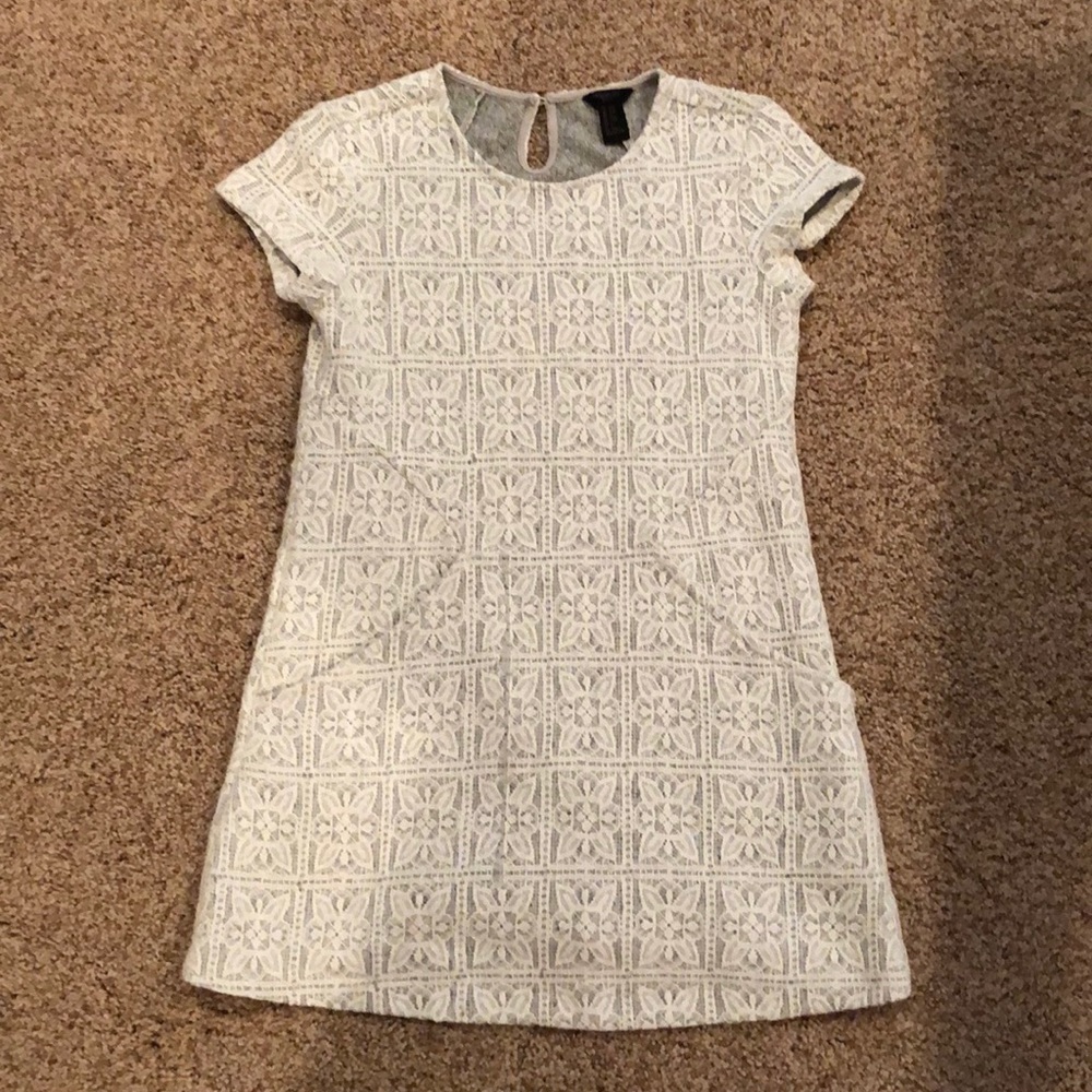 lace dress